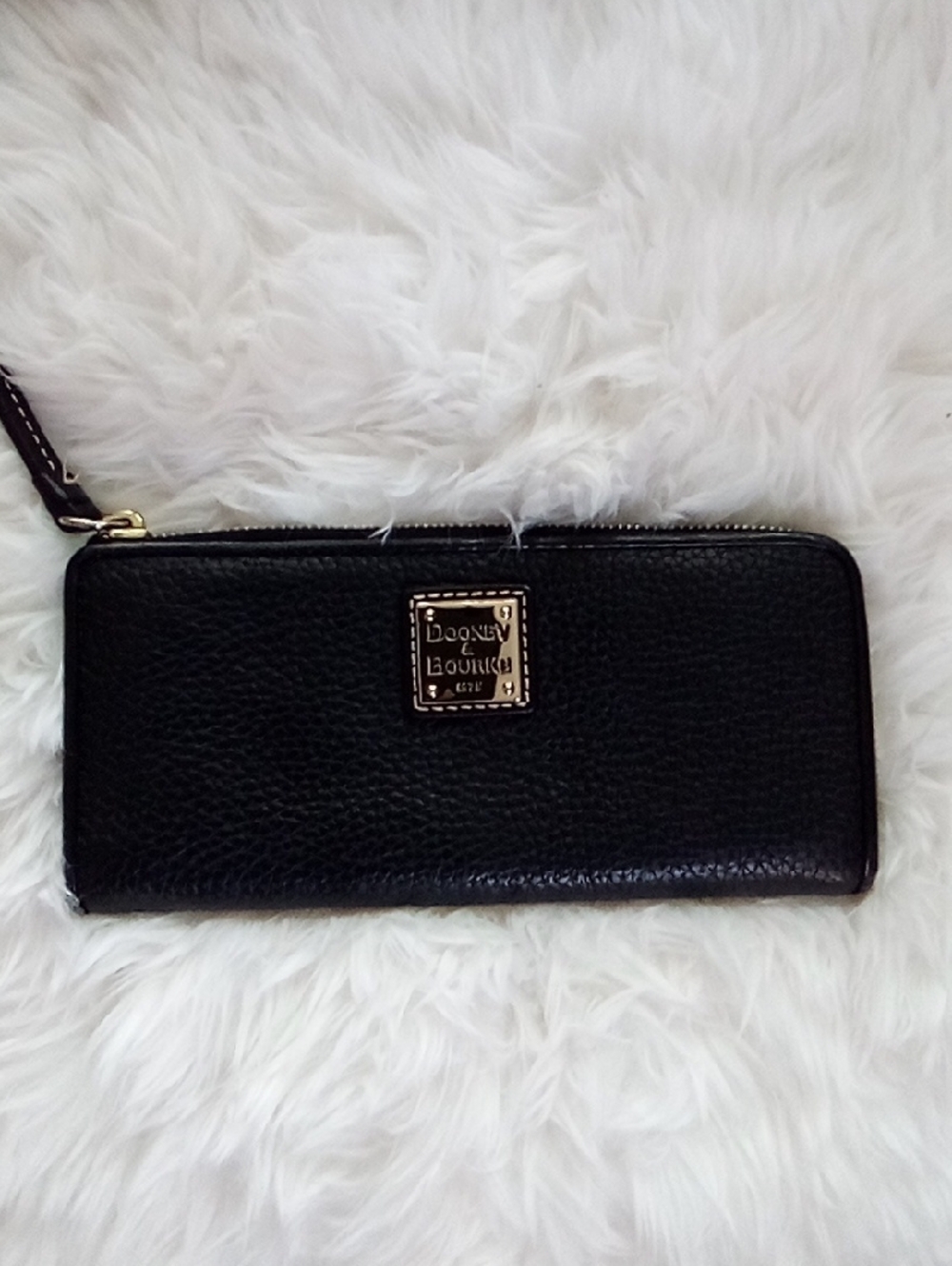 Dooney black wallet